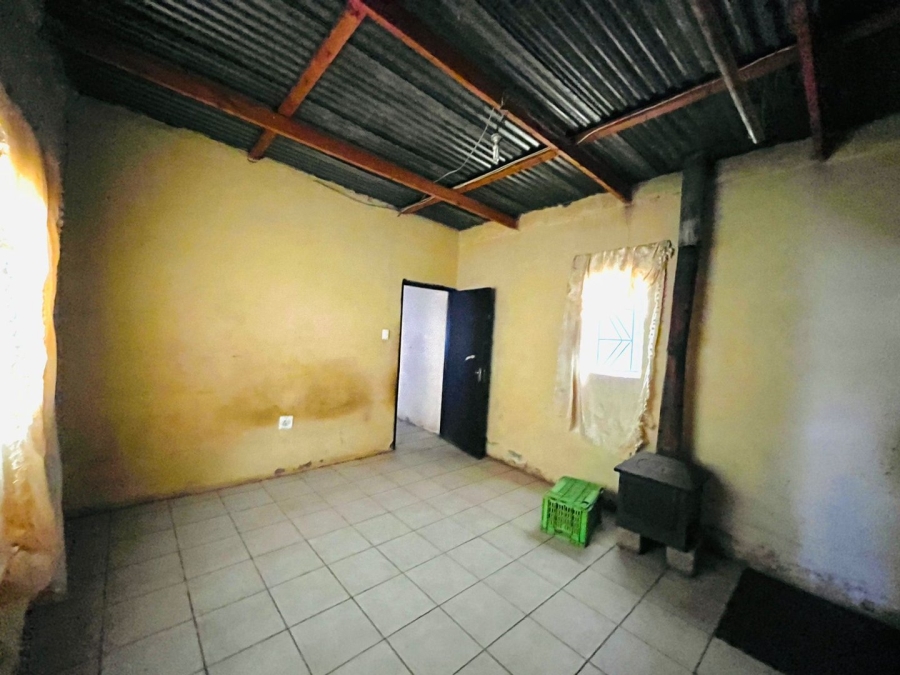 2 Bedroom Property for Sale in Bloemside 4 Free State